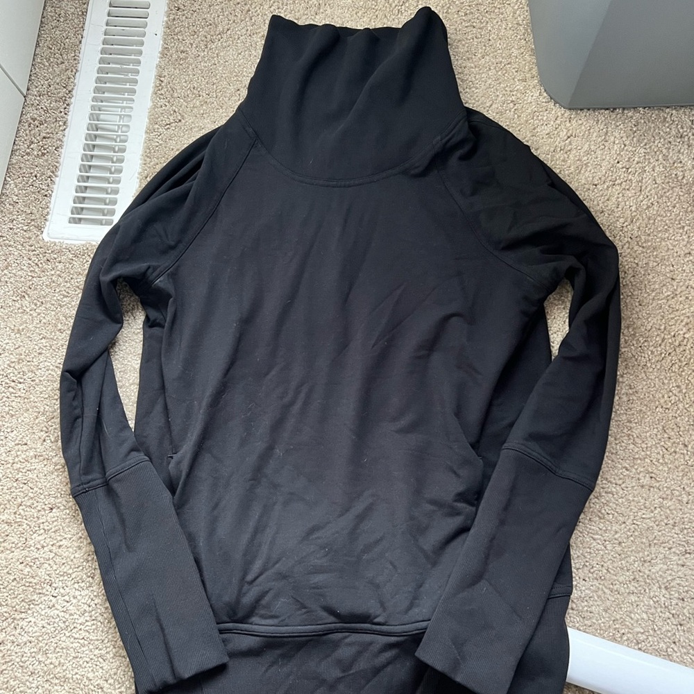 Lululemon turtleneck sweater